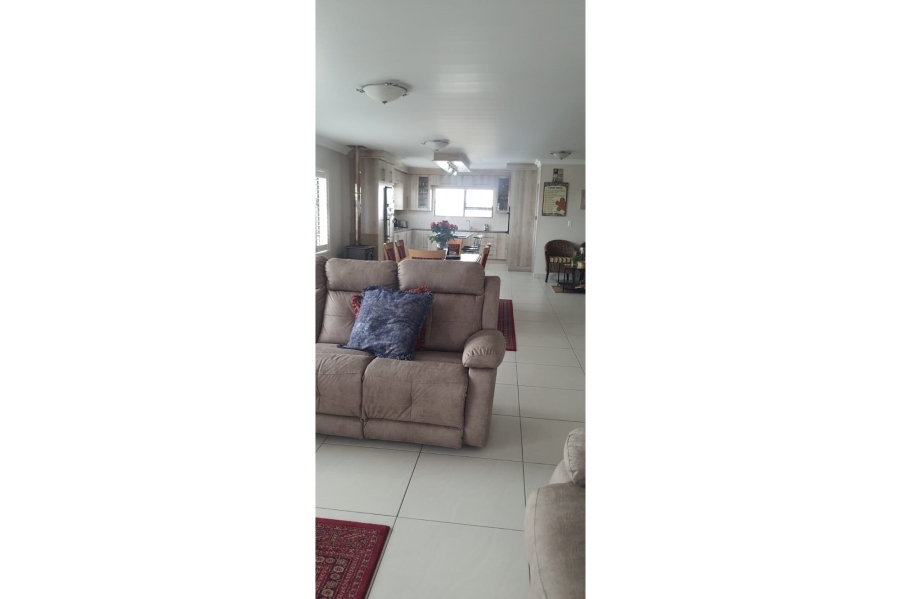 4 Bedroom Property for Sale in Monte Christo Western Cape